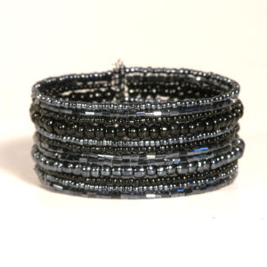 BRACCIALETTI RIGIDI CON PERLINE 12 FILI - Image 31