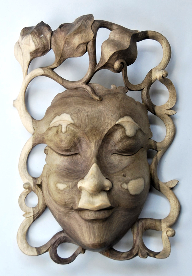 MASCHERA LADY CON RADICI E FOGLIE CM 29X15 - Image 13