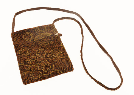 PORTAPASSAPORTO CON PERLINE CERCHI ETNICI CM 19X14,5 - Image 2