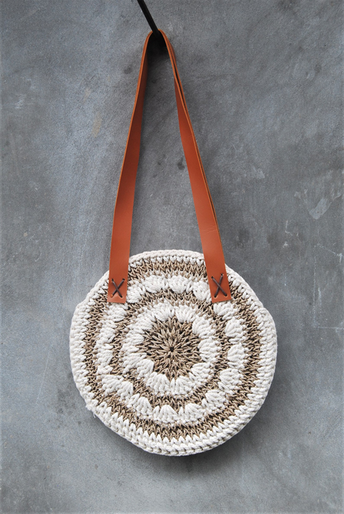 BORSA IN CORDA AGEL ROTONDA COMBINATA MACRAME CON FRANGE E MANICI