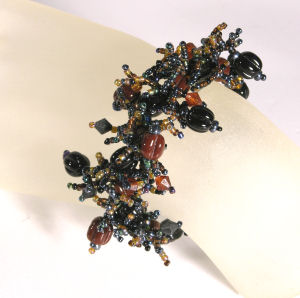 BRACCIALI CORALLO CON PERLE IN VETRO - Image 37