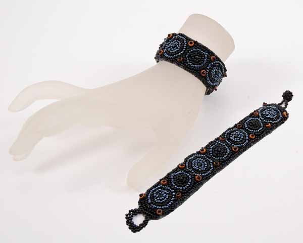 BRACCIALI APERTI PERLINE 7 BOTTONI - Image 10