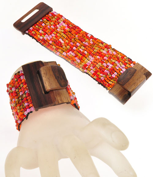 BRACCIALI ELASTICI PERLINE E FIBBIA IN LEGNO - Image 15