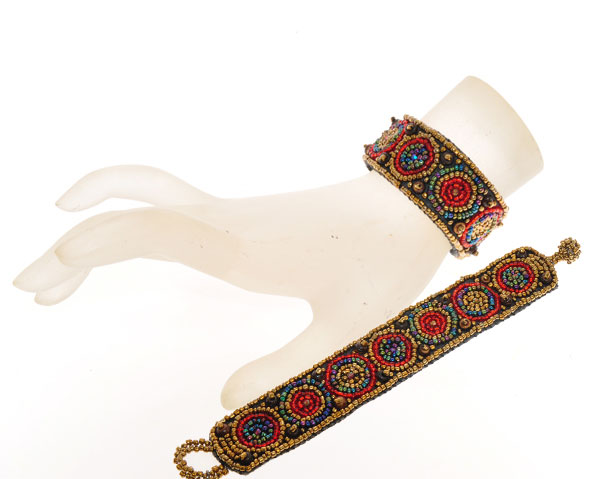 BRACCIALI APERTI PERLINE 7 BOTTONI - Image 18