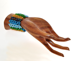 BRACCIALETTI A RETE CON PERLINE STRIPE - Image 19
