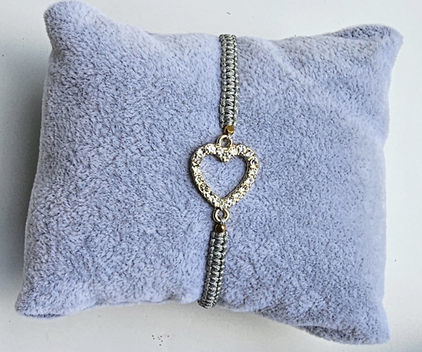 BRACCIALE TEMALI IN MACRAME CON CHARM CUORE FORATO GOLD PLATED E ZIRCONI BIANCHI - Image 2